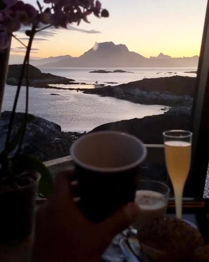 Aurora Hut By Inuktravel Hotel Nuuk Bagian luar foto
