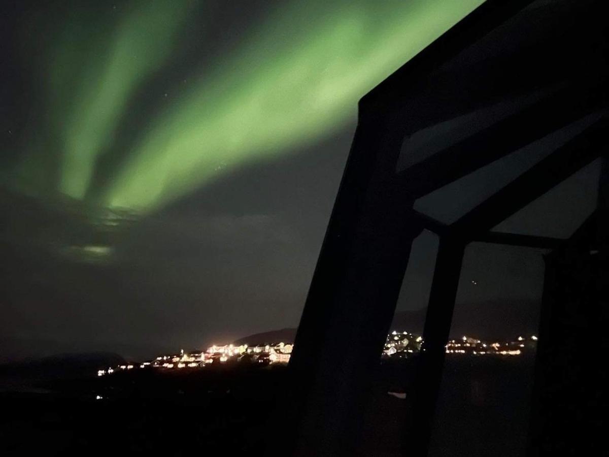 Aurora Hut By Inuktravel Hotel Nuuk Bagian luar foto