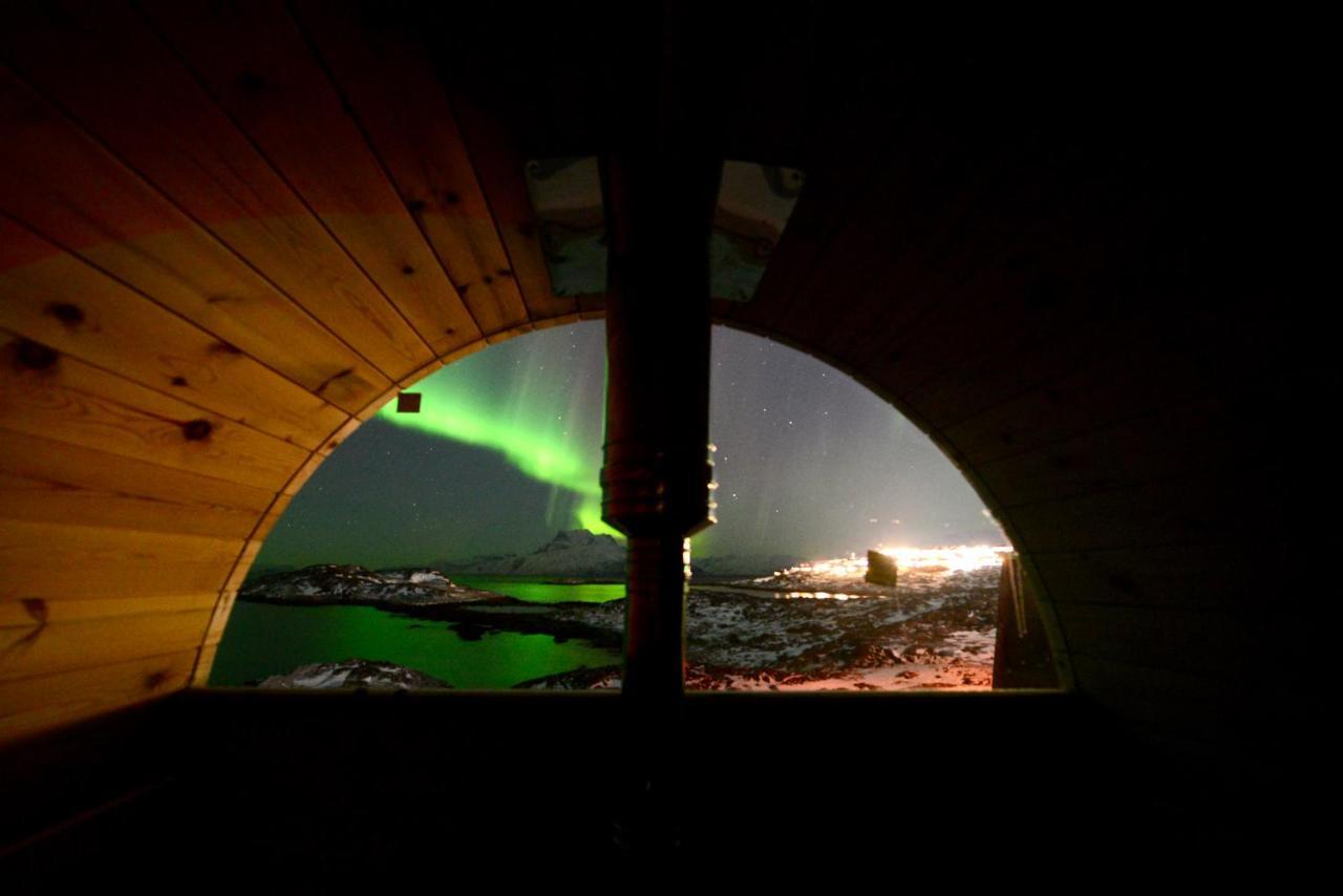 Aurora Hut By Inuktravel Hotel Nuuk Bagian luar foto