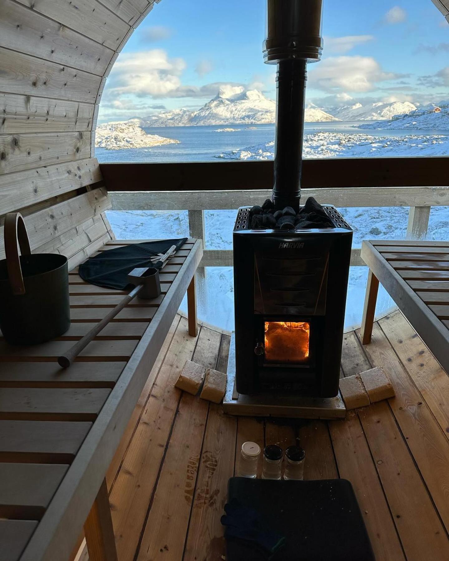 Aurora Hut By Inuktravel Hotel Nuuk Bagian luar foto